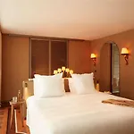 Hotell Mondrian Les Carmes *