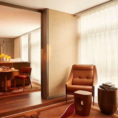 Mondrian Les Carmes Hotel *
