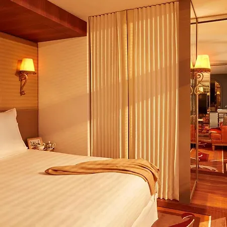 Mondrian Les Carmes Hotel