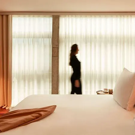 Hotel Mondrian Les Carmes