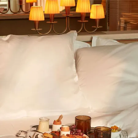 Mondrian Les Carmes Hotell