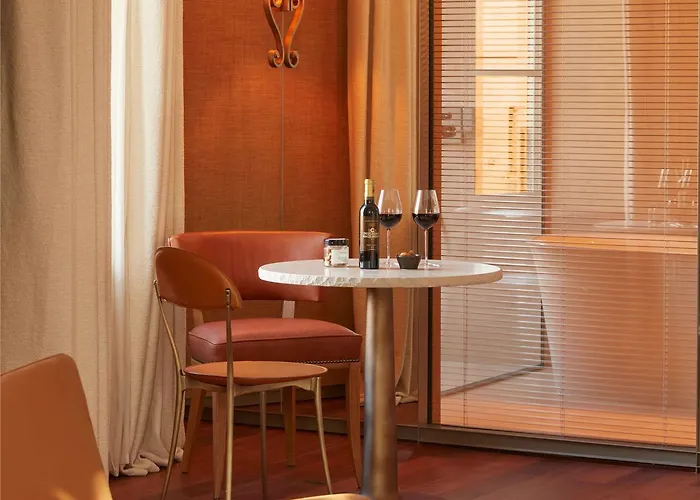 Mondrian Les Carmes Hotel Bordeaux