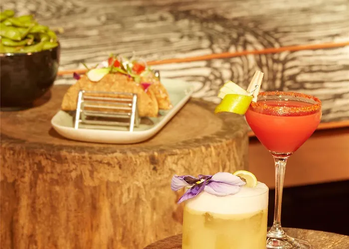 Mondrian Les Carmes *