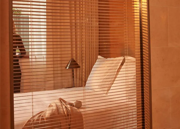 Mondrian Les Carmes Hotel Bordeaux