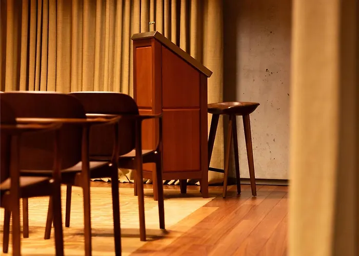 Mondrian Les Carmes Hotell *