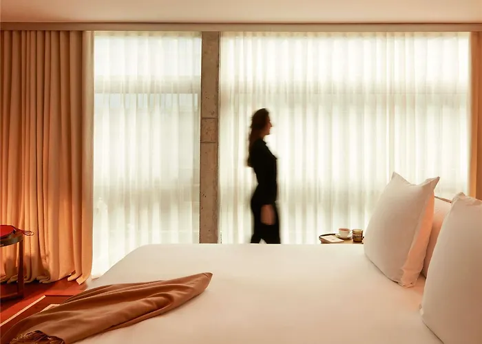 Mondrian Les Carmes Otel