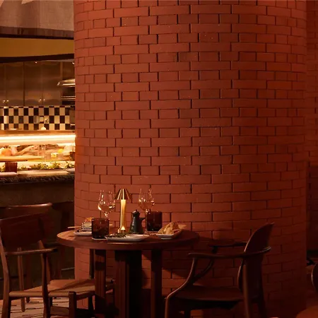 Hotel Mondrian Les Carmes