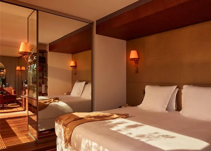 Mondrian Les Carmes בורדו